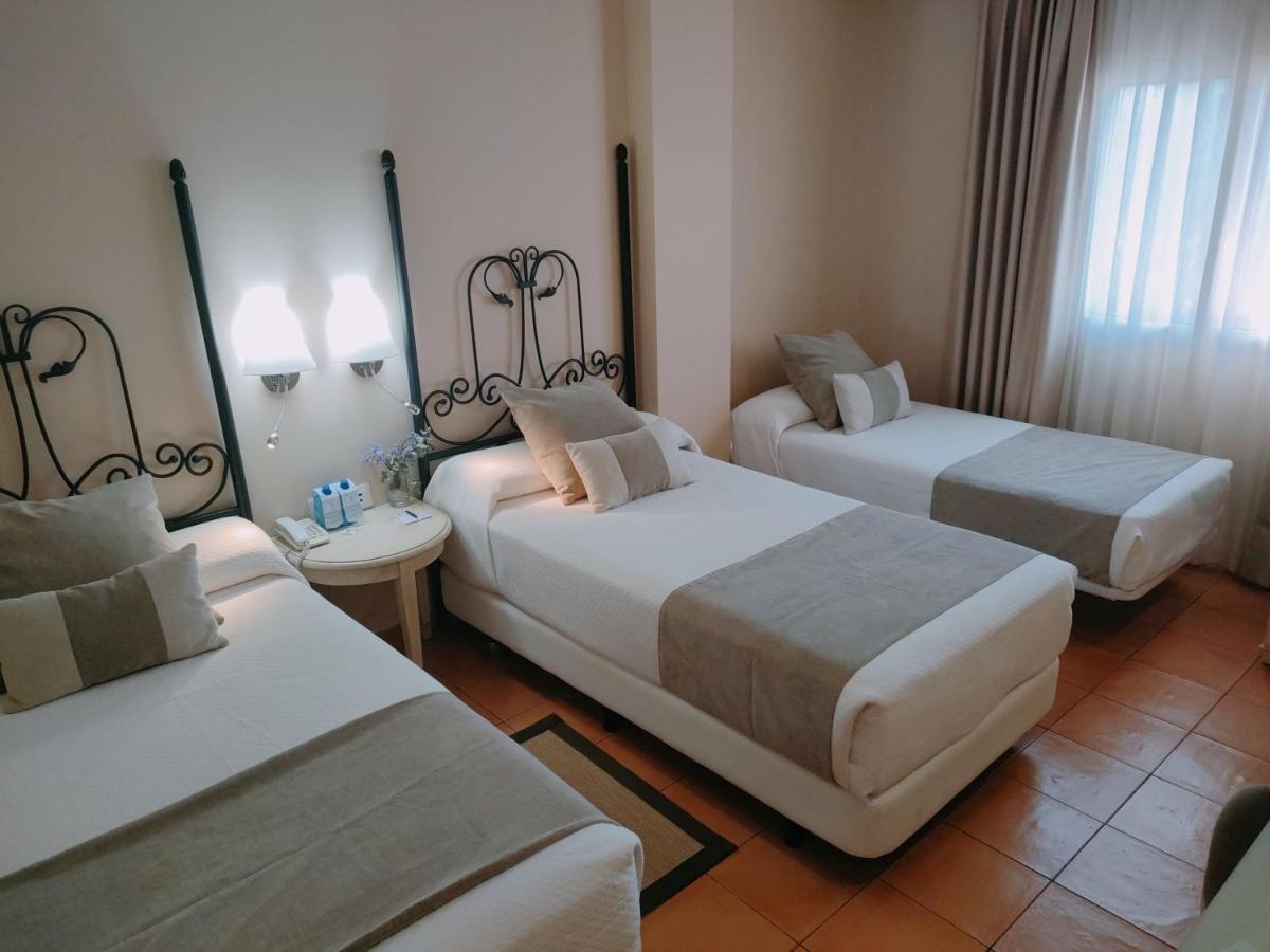 Alboran Algeciras Hotel Exterior photo